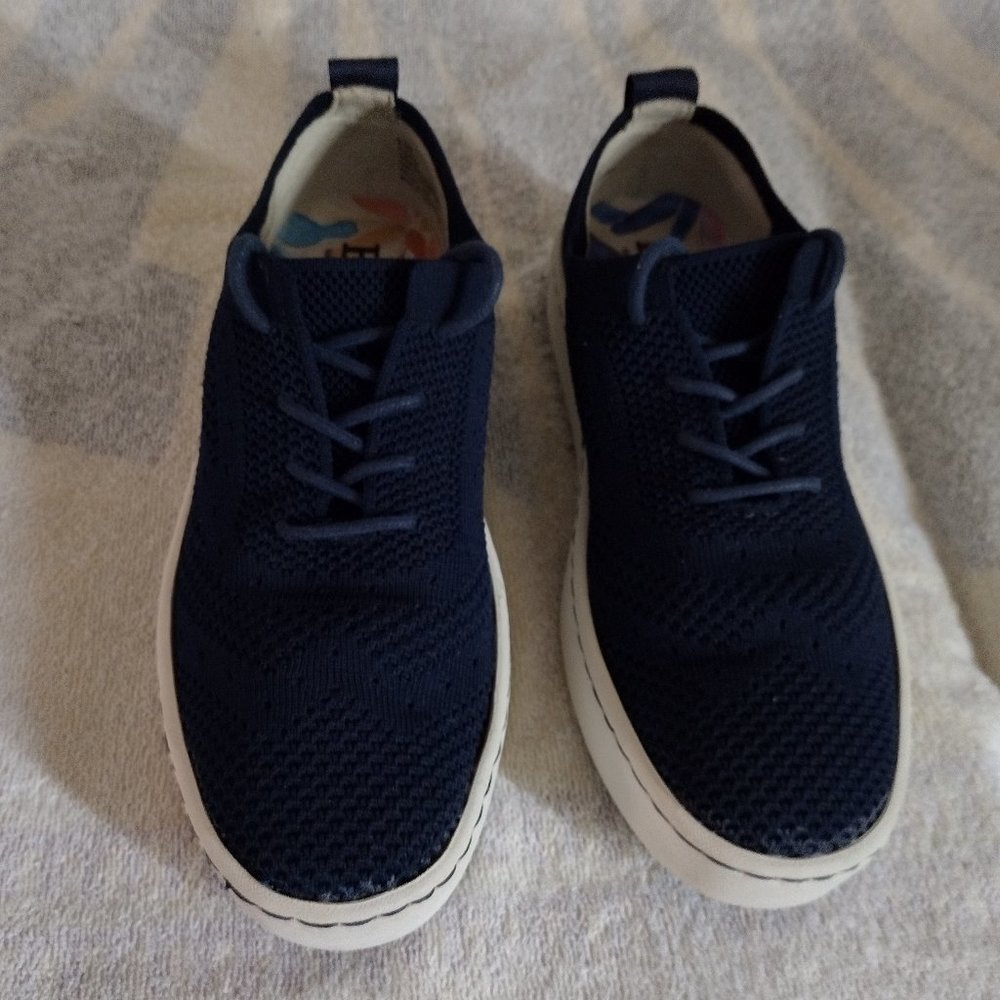 Born Sunburst Canvas Sneaker